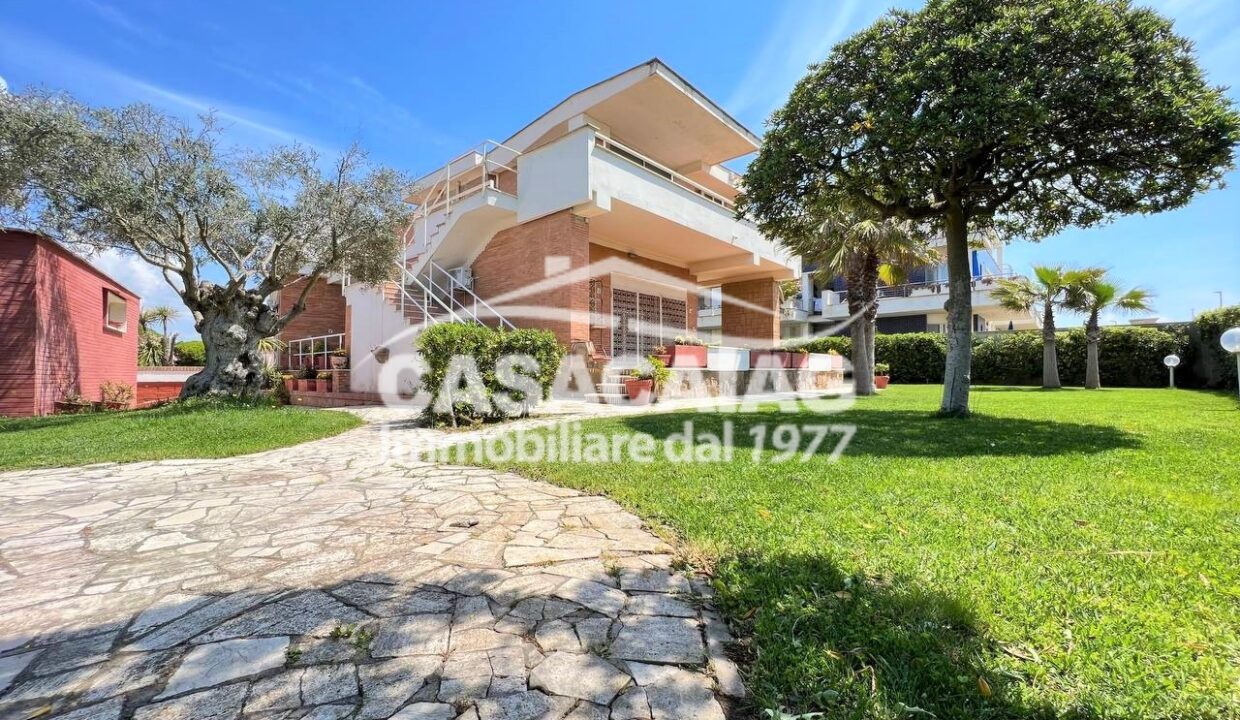 ostia villa vista mare 01 - CasaCatag Immobiliare