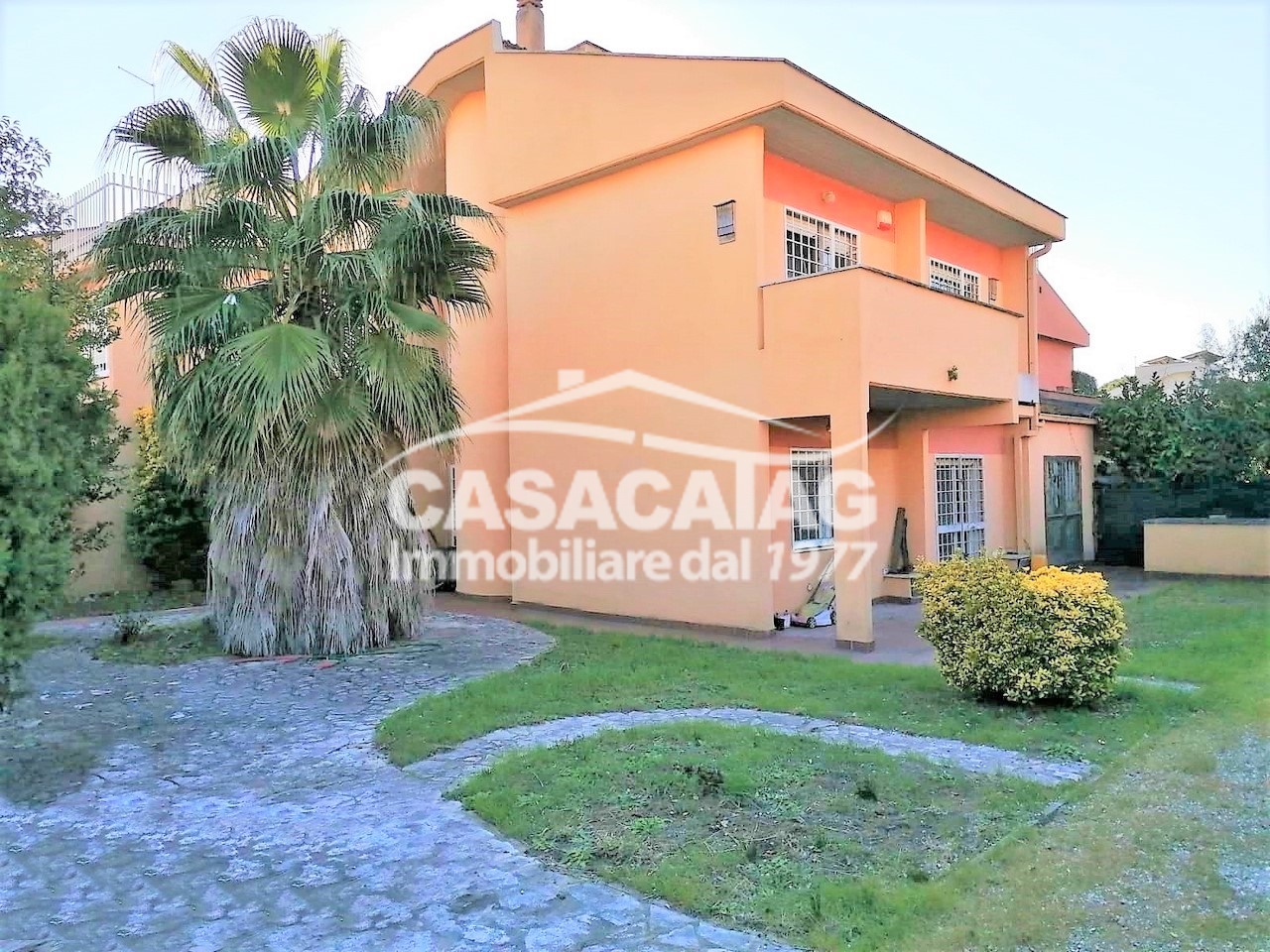 Vendita Villa in Quadrifamiliare – Infernetto, Via Mezzolombardo